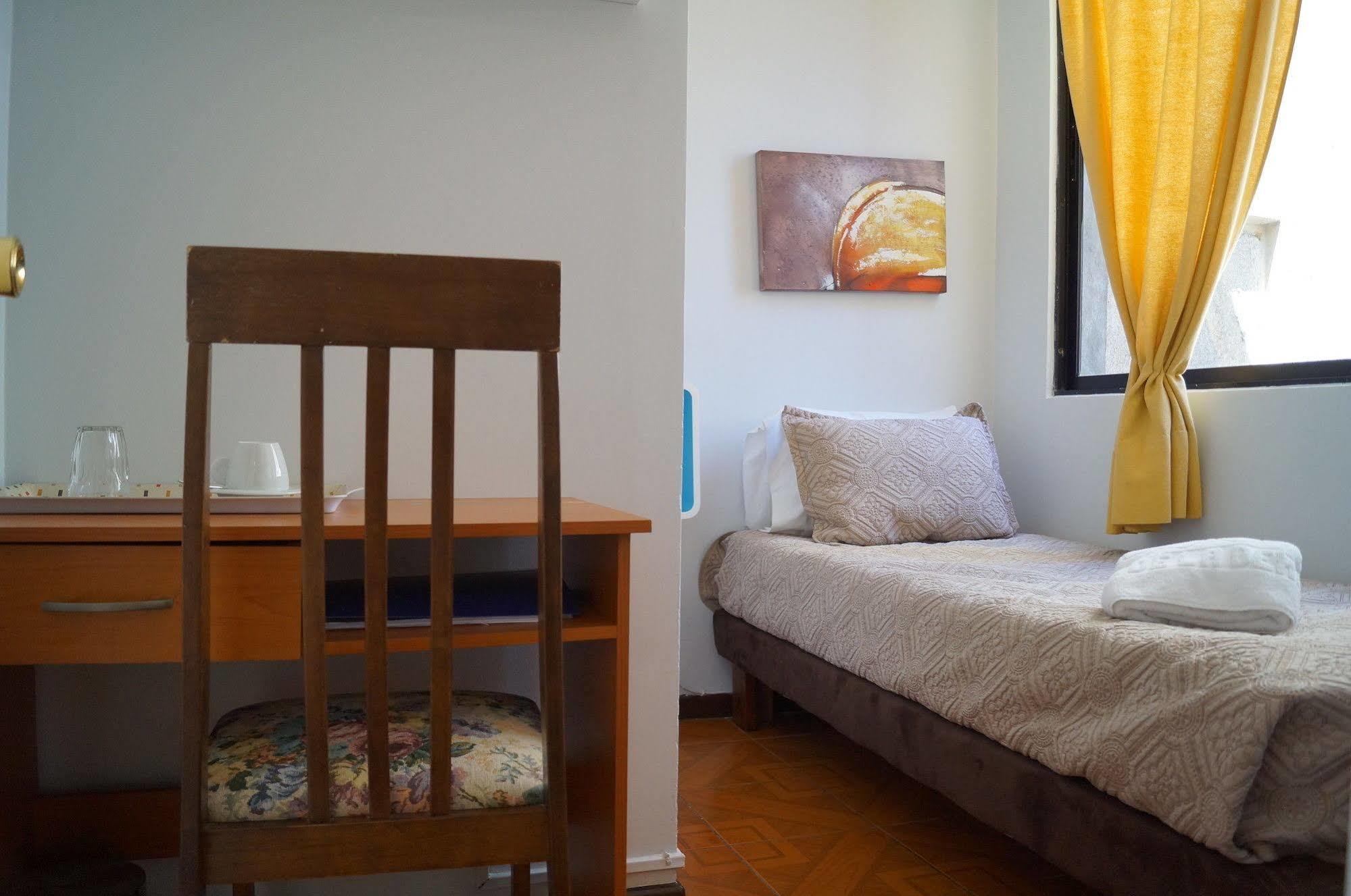 Residencial Universitaria Santiago Ngoại thất bức ảnh